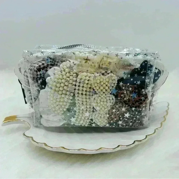 Hair Accessories Bundle w/ Star makeup case & Comb Bundle 7 - Picture 2 of 7